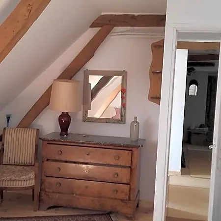 Les Des Demoiselles B&B